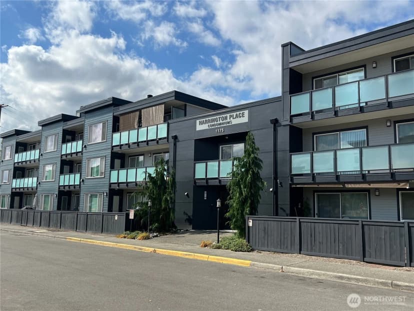 Property photo for 1175 Harrington Place Ne #214, Renton