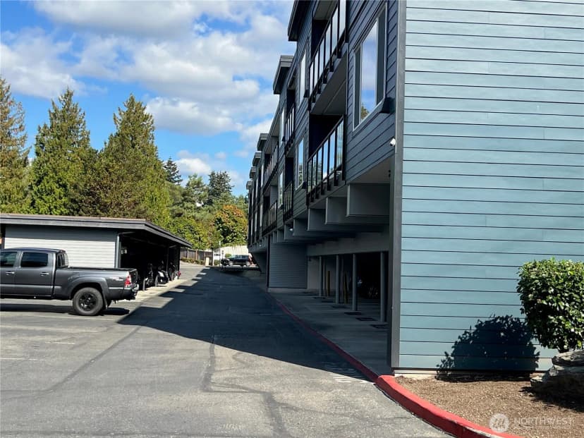 Property photo for 1175 Harrington Place Ne #214, Renton photo 22