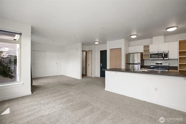 Property photo for 1610 Belmont Avenue #314, Seattle photo 5