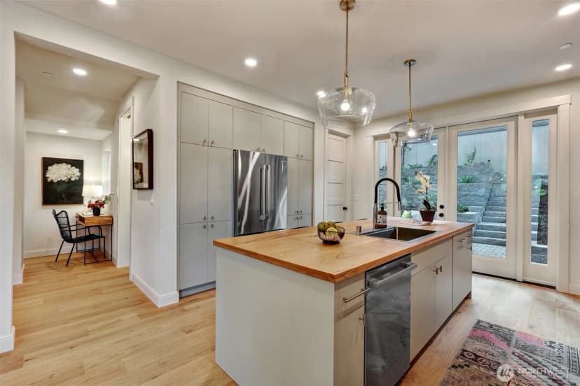 Property photo for 1709 Martin Luther King Jr Way, Seattle photo 10
