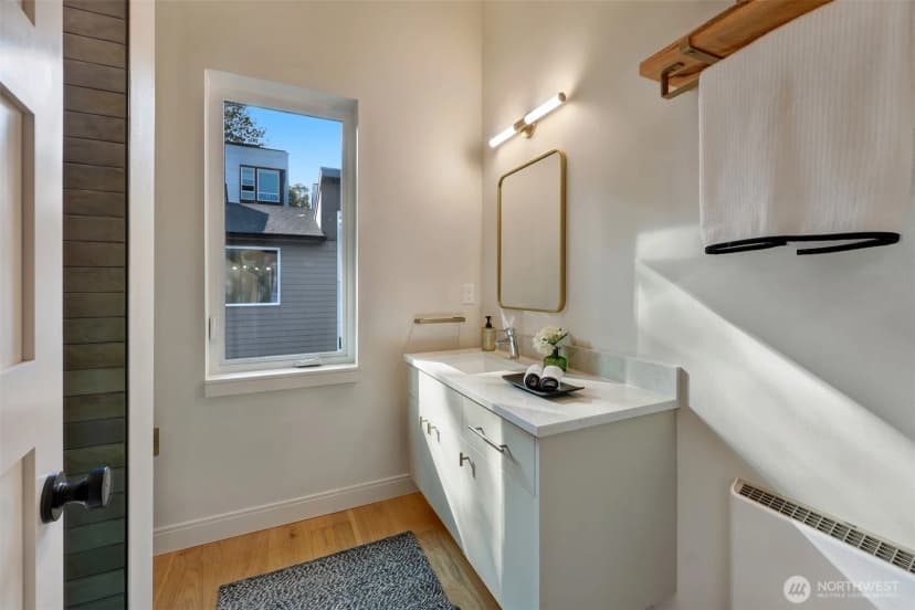Property photo for 1709 Martin Luther King Jr Way, Seattle photo 30
