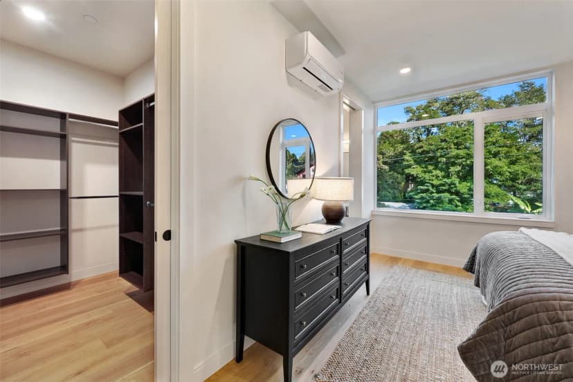 Property photo for 1709 Martin Luther King Jr Way, Seattle photo 18