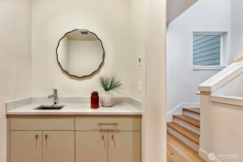 Property photo for 1709 Martin Luther King Jr Way, Seattle photo 25