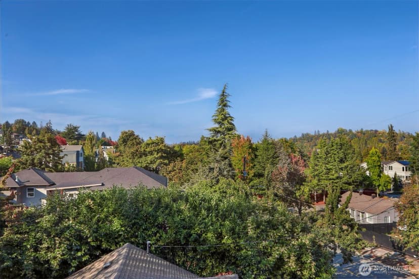 Property photo for 1709 Martin Luther King Jr Way, Seattle photo 32