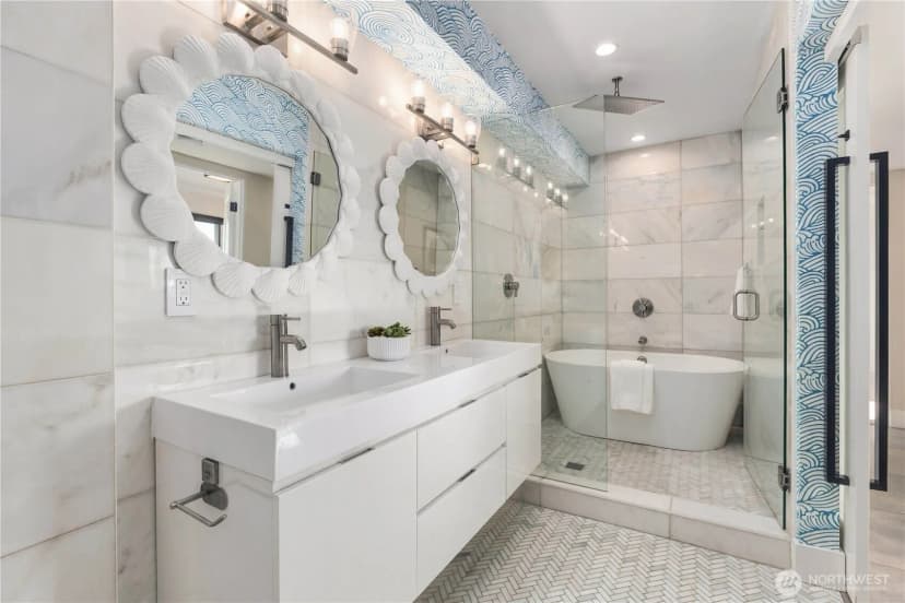 Property photo for 3223 Evergreen Point Road, Medina photo 32
