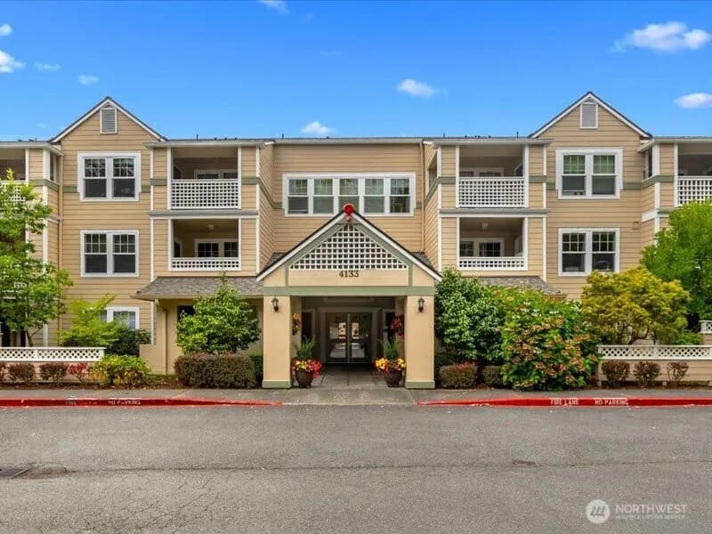 Property photo for 4133 224th Lane Se #112, Issaquah