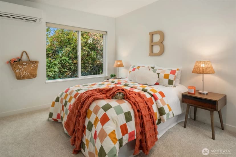 Property photo for 5447 21st Avenue Sw, Seattle photo 22