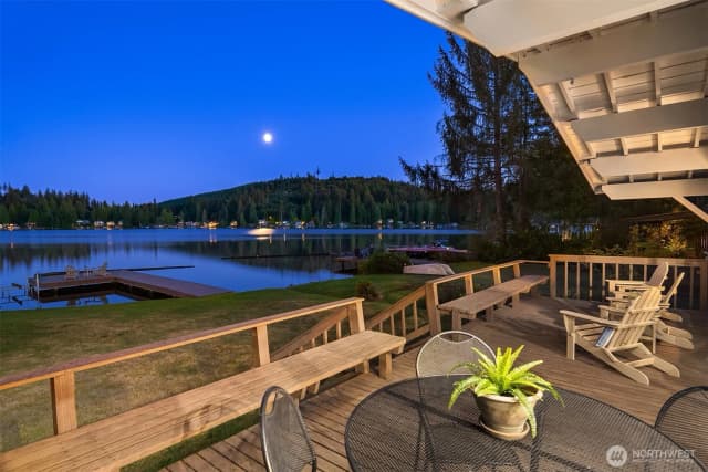 Property photo for 3 Sw Lake Roesiger Road, Snohomish photo 4