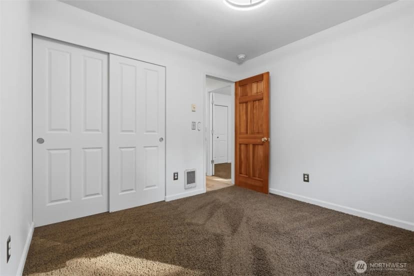 Property photo for 3635 Nevada Avenue E, Port Orchard photo 23