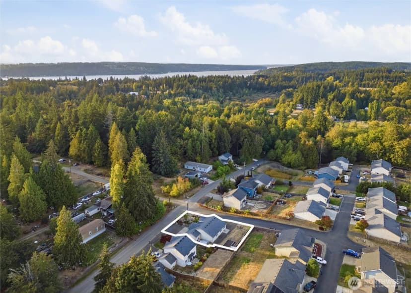Property photo for 3635 Nevada Avenue E, Port Orchard photo 34