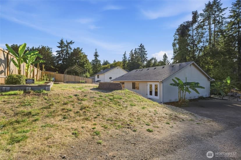 Property photo for 3635 Nevada Avenue E, Port Orchard photo 32