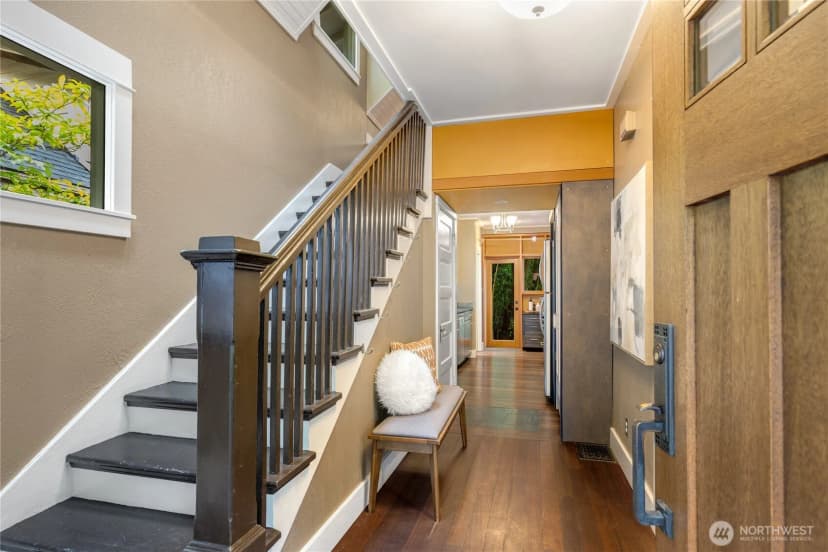 Property photo for 2211 E Olive Street, Seattle photo 17