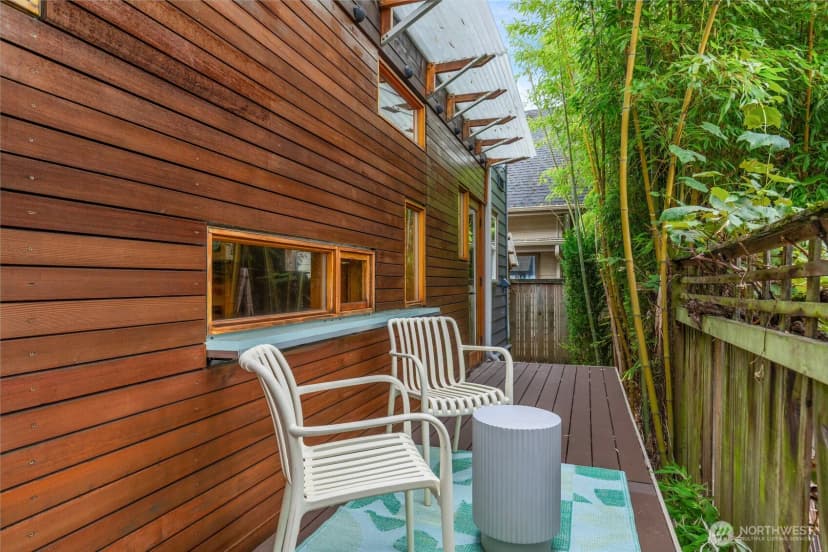 Property photo for 2211 E Olive Street, Seattle photo 31