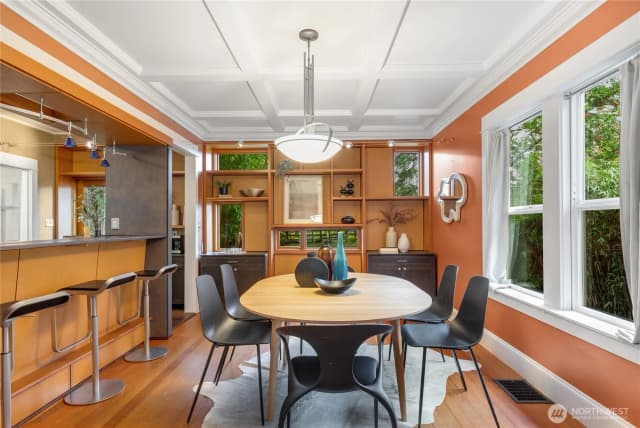 Property photo for 2211 E Olive Street, Seattle photo 5