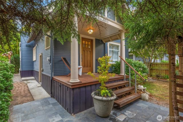 Property photo for 2211 E Olive Street, Seattle