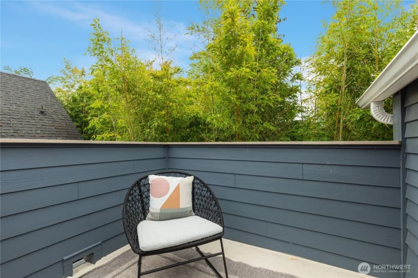 Property photo for 2211 E Olive Street, Seattle photo 25