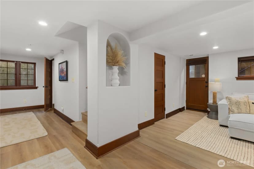 Property photo for 6857 32nd Avenue Ne, Seattle photo 26