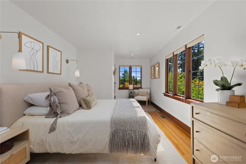 Property photo for 6857 32nd Avenue Ne, Seattle photo 14