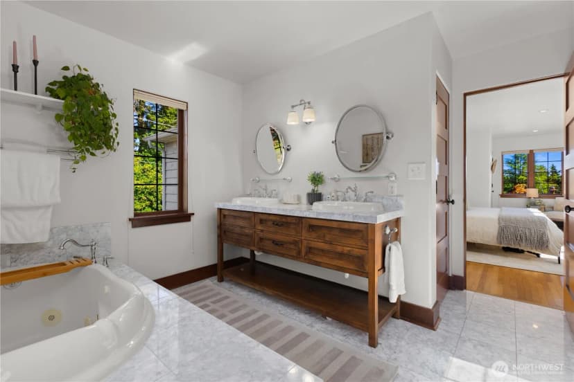 Property photo for 6857 32nd Avenue Ne, Seattle photo 19
