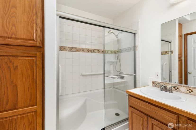 Property photo for 14118 Beverly Park Road #b, Edmonds photo 19