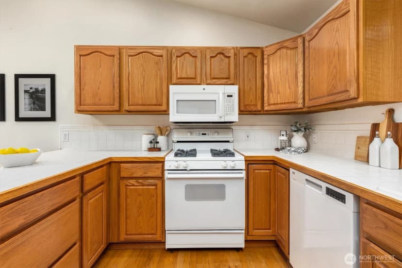 Property photo for 14118 Beverly Park Road #b, Edmonds photo 14