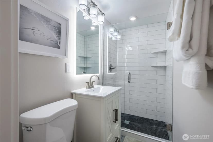 Property photo for 12309 Hiram Place Ne, Seattle photo 24