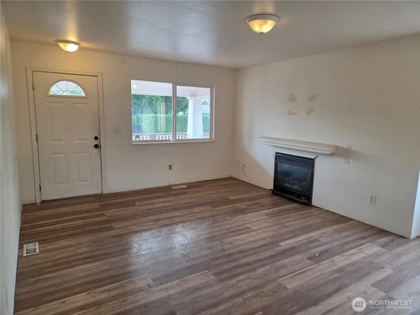 Property photo for 1536 S State Street, Tacoma photo 6