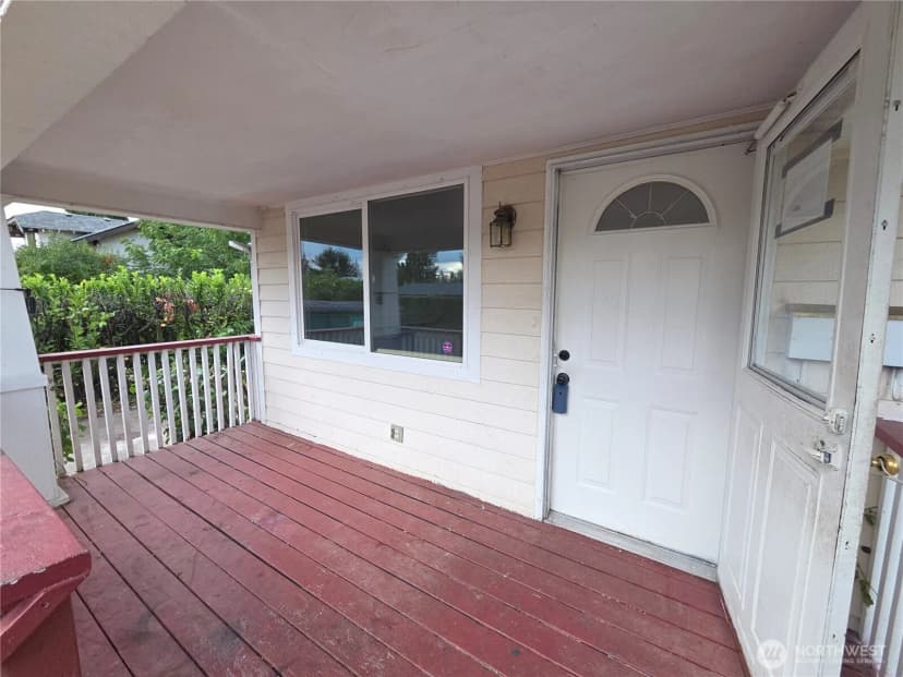 Property photo for 1536 S State Street, Tacoma photo 5