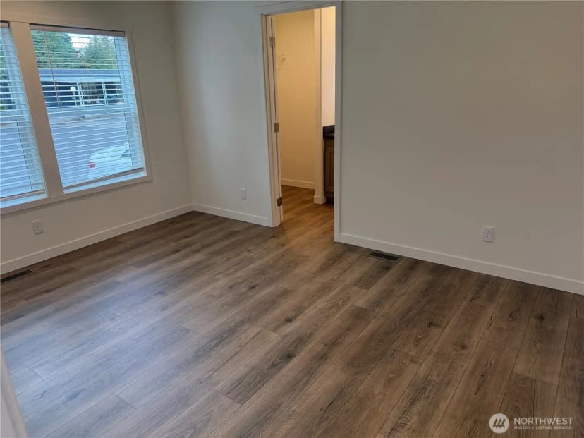 Property photo for 375 Union Avenue Se #8, Renton photo 6