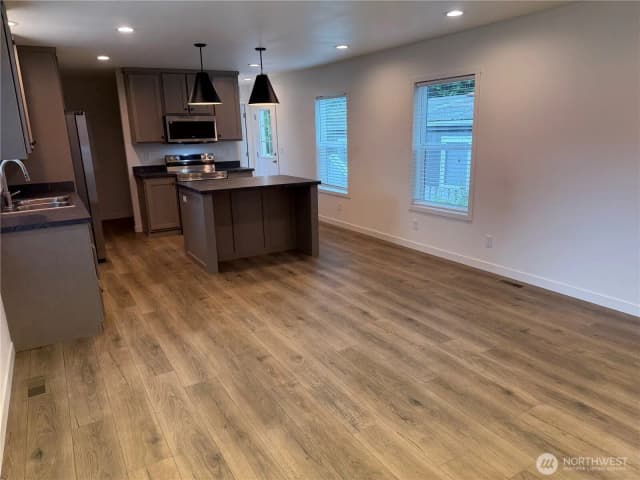 Property photo for 375 Union Avenue Se #8, Renton photo 4