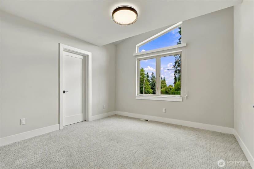 Property photo for 13128 Ne Ne 133rd Ct, Kirkland photo 24