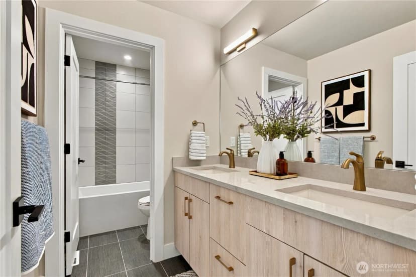 Property photo for 13128 Ne Ne 133rd Ct, Kirkland photo 26
