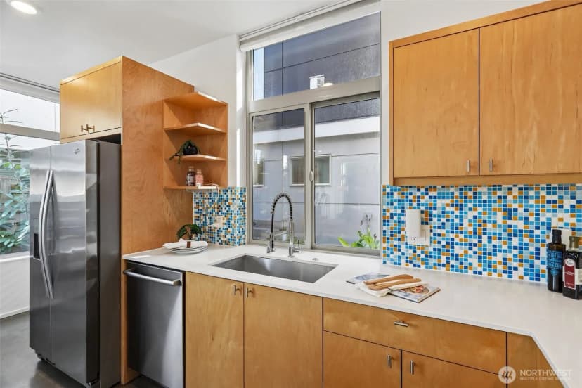 Property photo for 2208 E Alder Street, Seattle photo 11