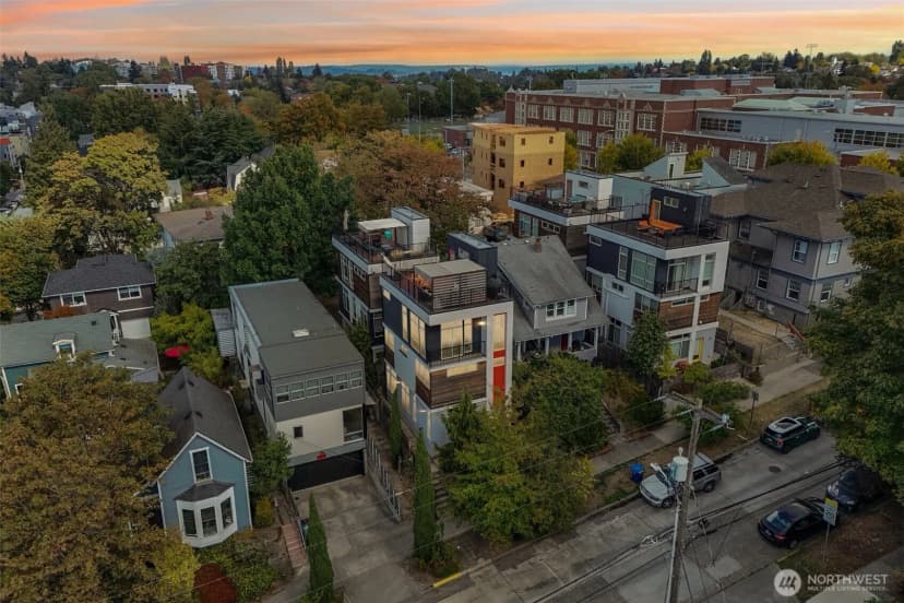 Property photo for 2208 E Alder Street, Seattle photo 28