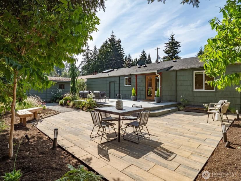 Property photo for 15522 1st Avenue Nw, Shoreline photo 15