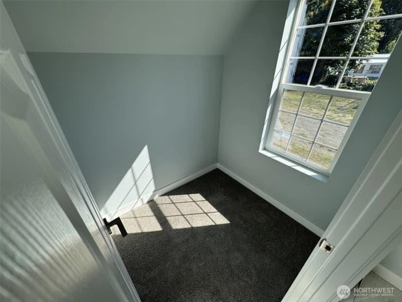 Property photo for 726 Reiten Road, Kent photo 12