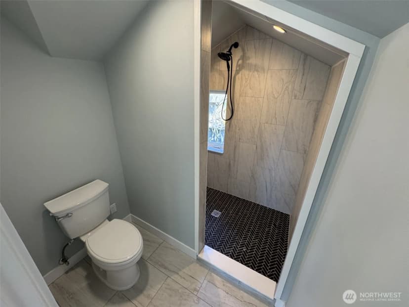 Property photo for 726 Reiten Road, Kent photo 13