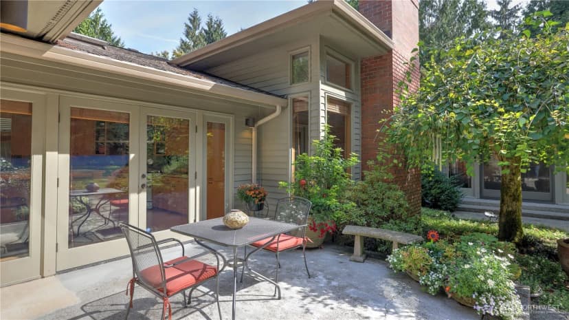Property photo for 2701 266th Avenue Se, Sammamish photo 14