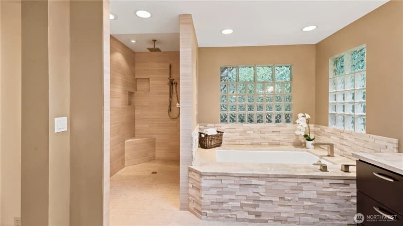 Property photo for 2701 266th Avenue Se, Sammamish photo 28