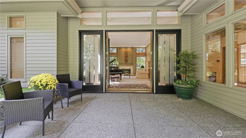 Property photo for 2701 266th Avenue Se, Sammamish photo 4