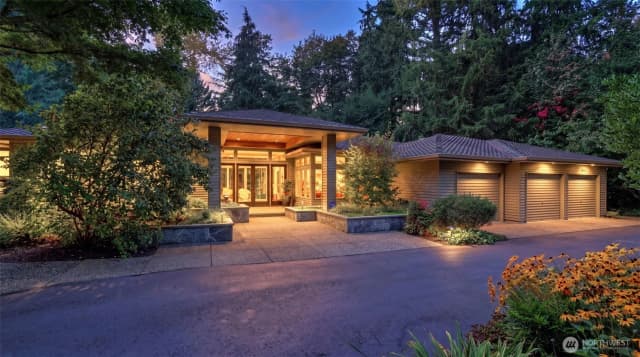 Property photo for 2701 266th Avenue Se, Sammamish