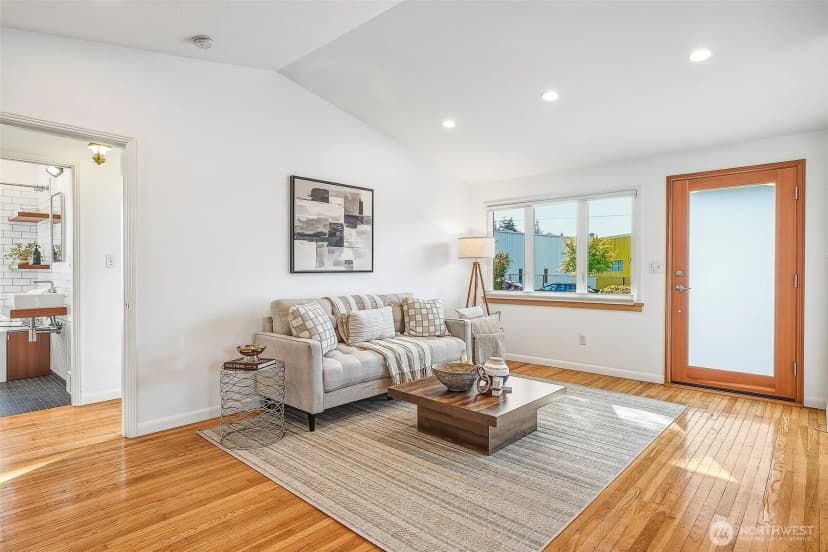 Property photo for 1218 Ne 117th Street, Seattle photo 15
