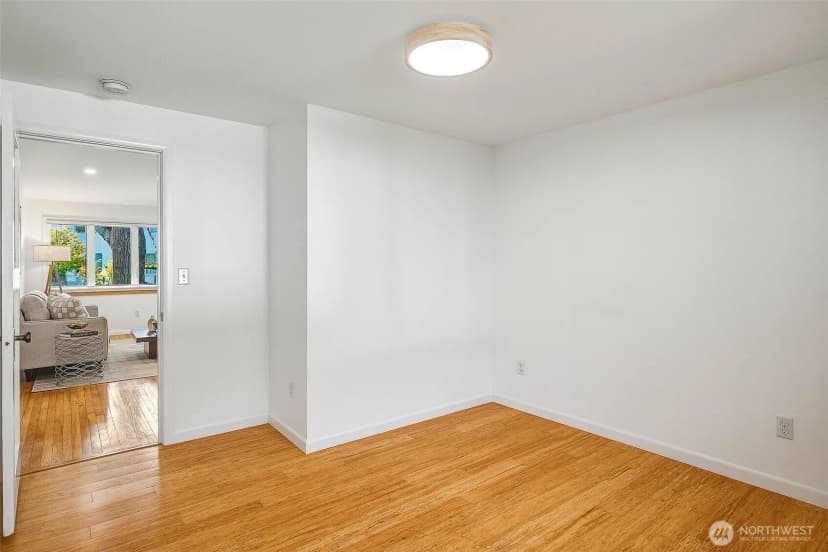 Property photo for 1218 Ne 117th Street, Seattle photo 17