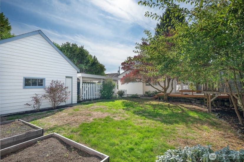 Property photo for 1218 Ne 117th Street, Seattle photo 35