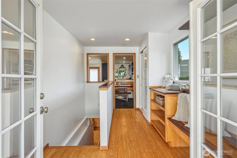 Property photo for 1218 Ne 117th Street, Seattle photo 24
