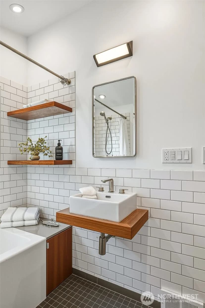 Property photo for 1218 Ne 117th Street, Seattle photo 21