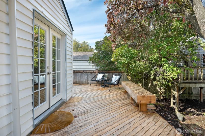 Property photo for 1218 Ne 117th Street, Seattle photo 37