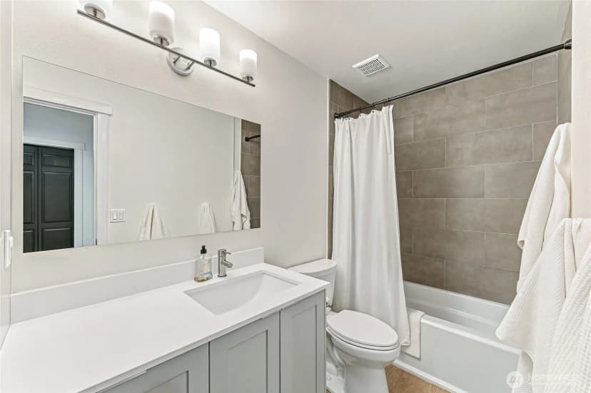Property photo for 25335 237th Place Se, Maple Valley photo 21