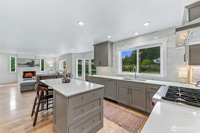 Property photo for 25335 237th Place Se, Maple Valley photo 12