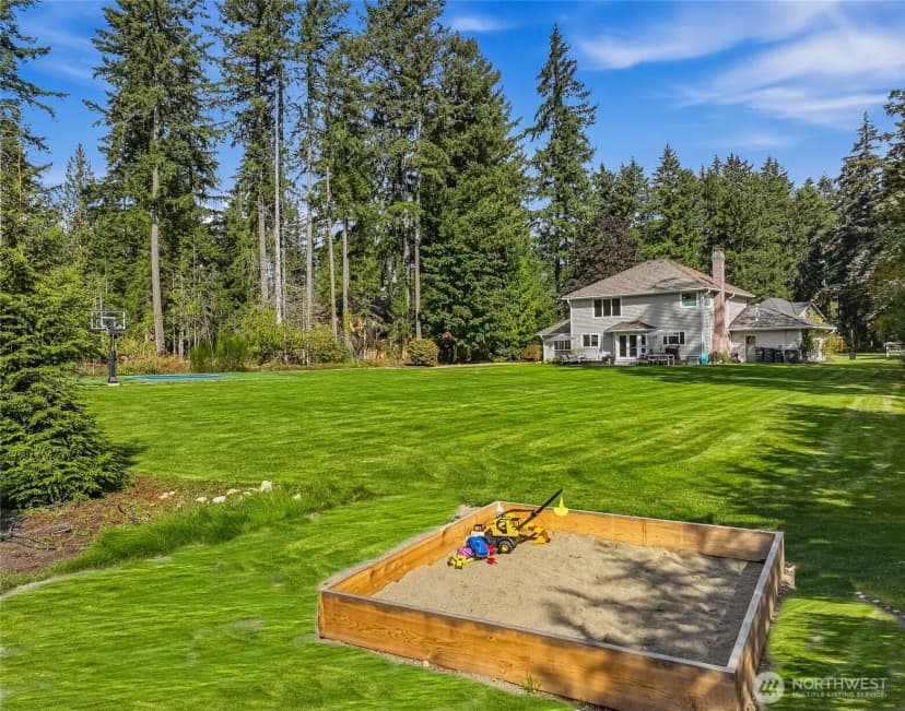 Property photo for 25335 237th Place Se, Maple Valley photo 36